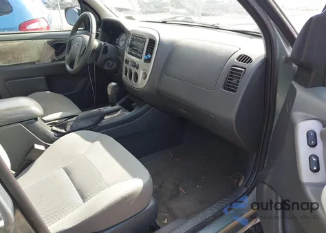 2006 Ford Escape Xlt из США, поврежденный, VIN 1FMYU03Z06KA06780